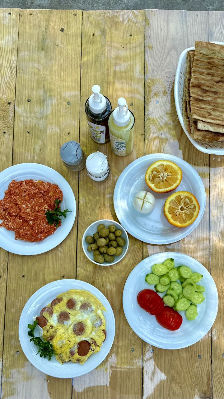 کافه جینکو، تصویر ۶