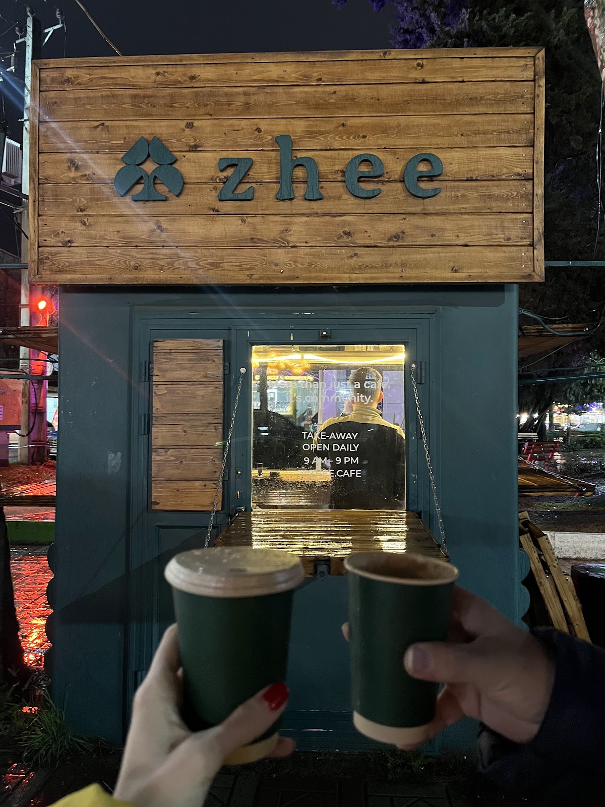 Zhee cafe / کافه ژی، تصویر ۲