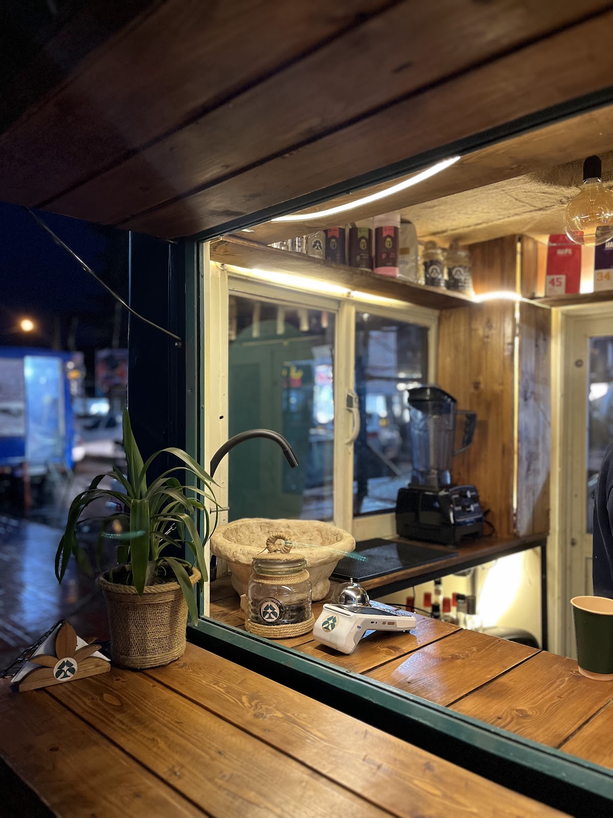 Zhee cafe / کافه ژی، تصویر ۵
