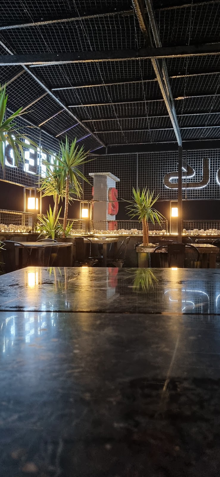 کافه بام میثم پلاس، تصویر ۷