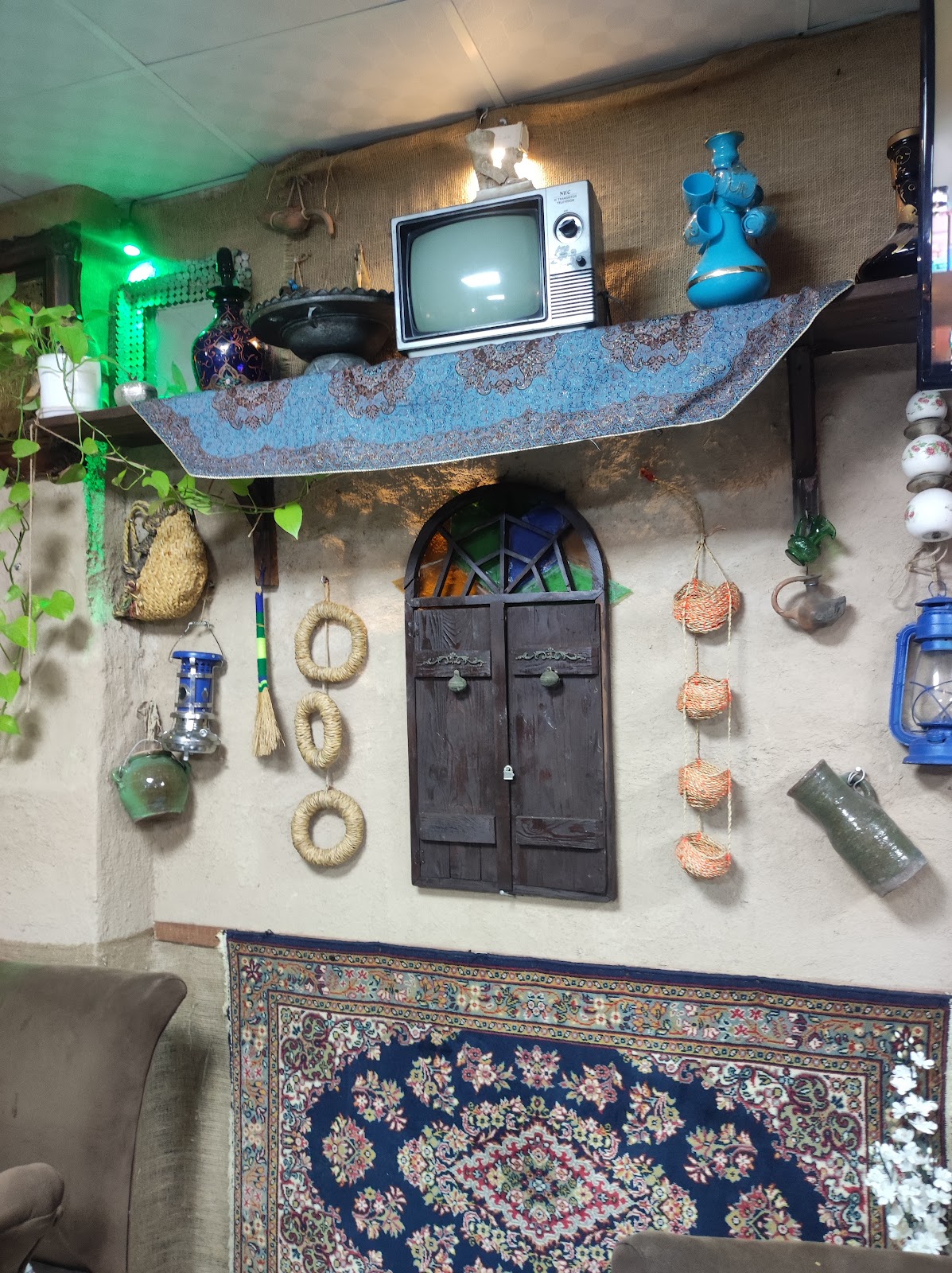 کافه رستوران نوستالژی، تصویر ۶