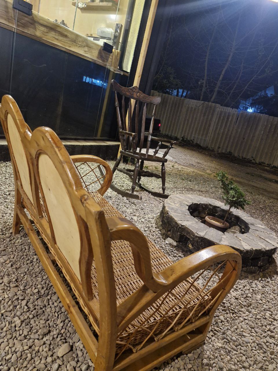 کافه ایرن، تصویر ۳