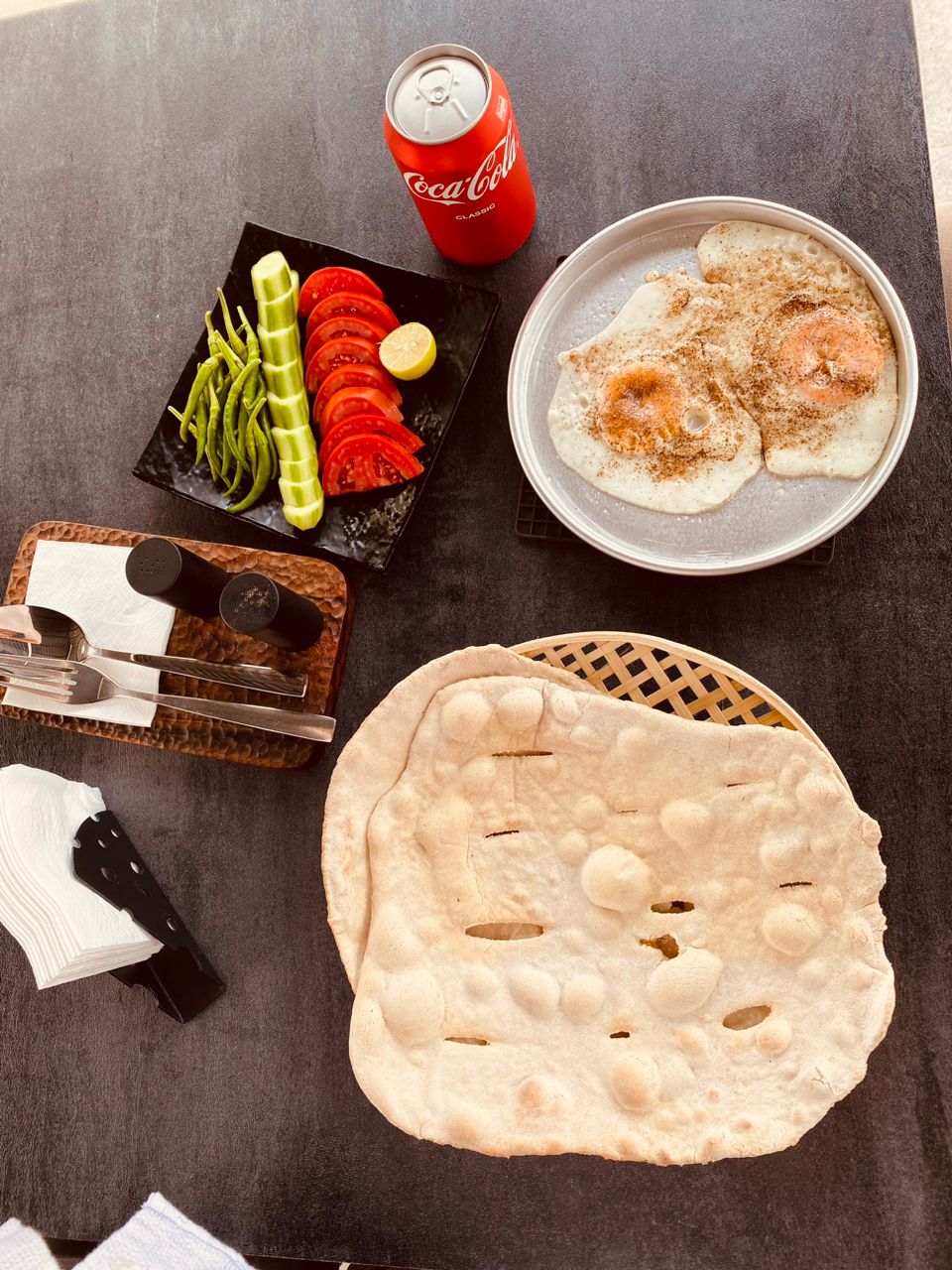 کافه لایت، تصویر ۸