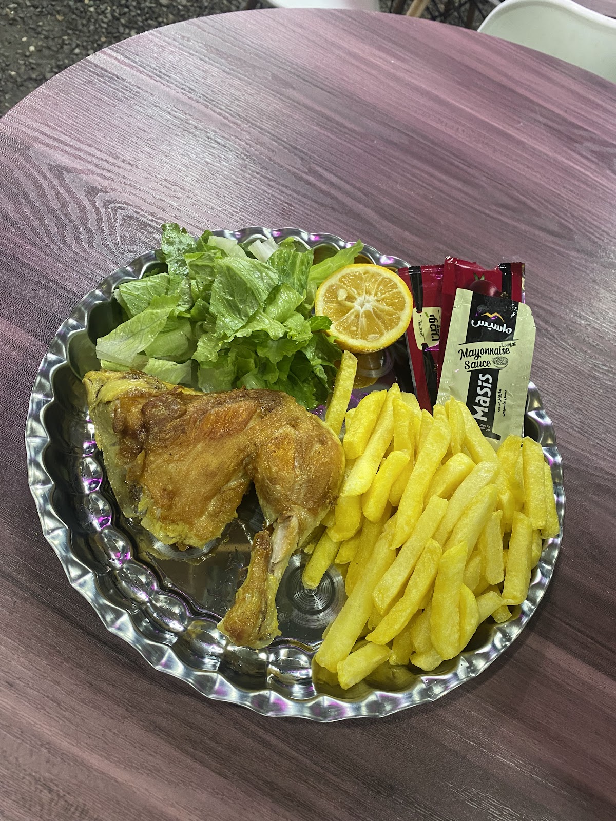 کافه سنتی شمعدونی، تصویر ۲