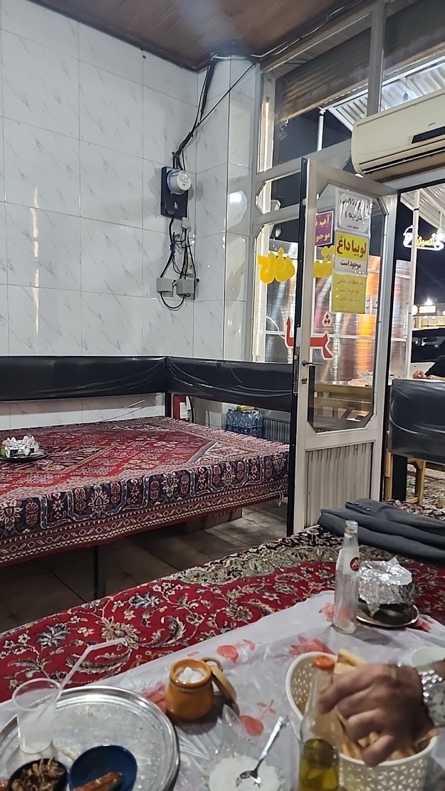 کافه سنتی مهدی، تصویر ۳