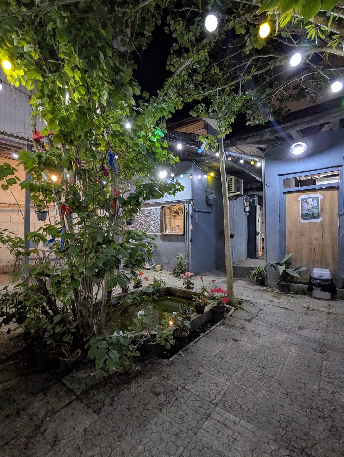 تی خانه، تصویر ۳