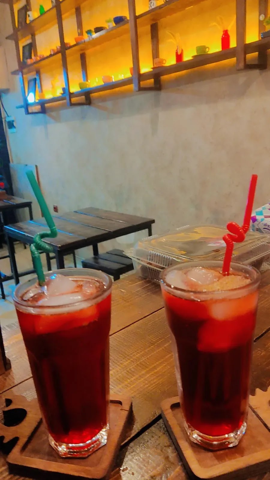 کافه پارسا، تصویر ۴
