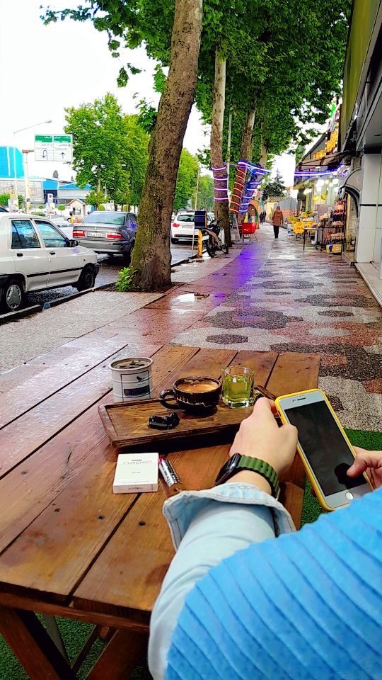 آقای قهوه چی، تصویر ۲