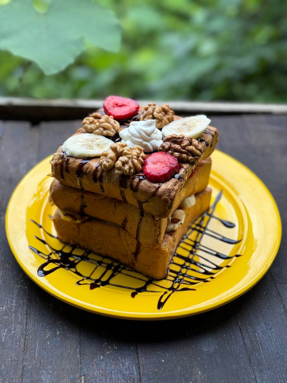 کافه آوای رود، تصویر ۵