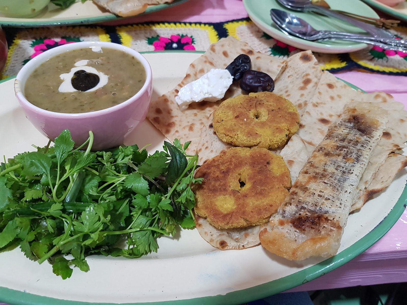 کافه روستا، تصویر ۵