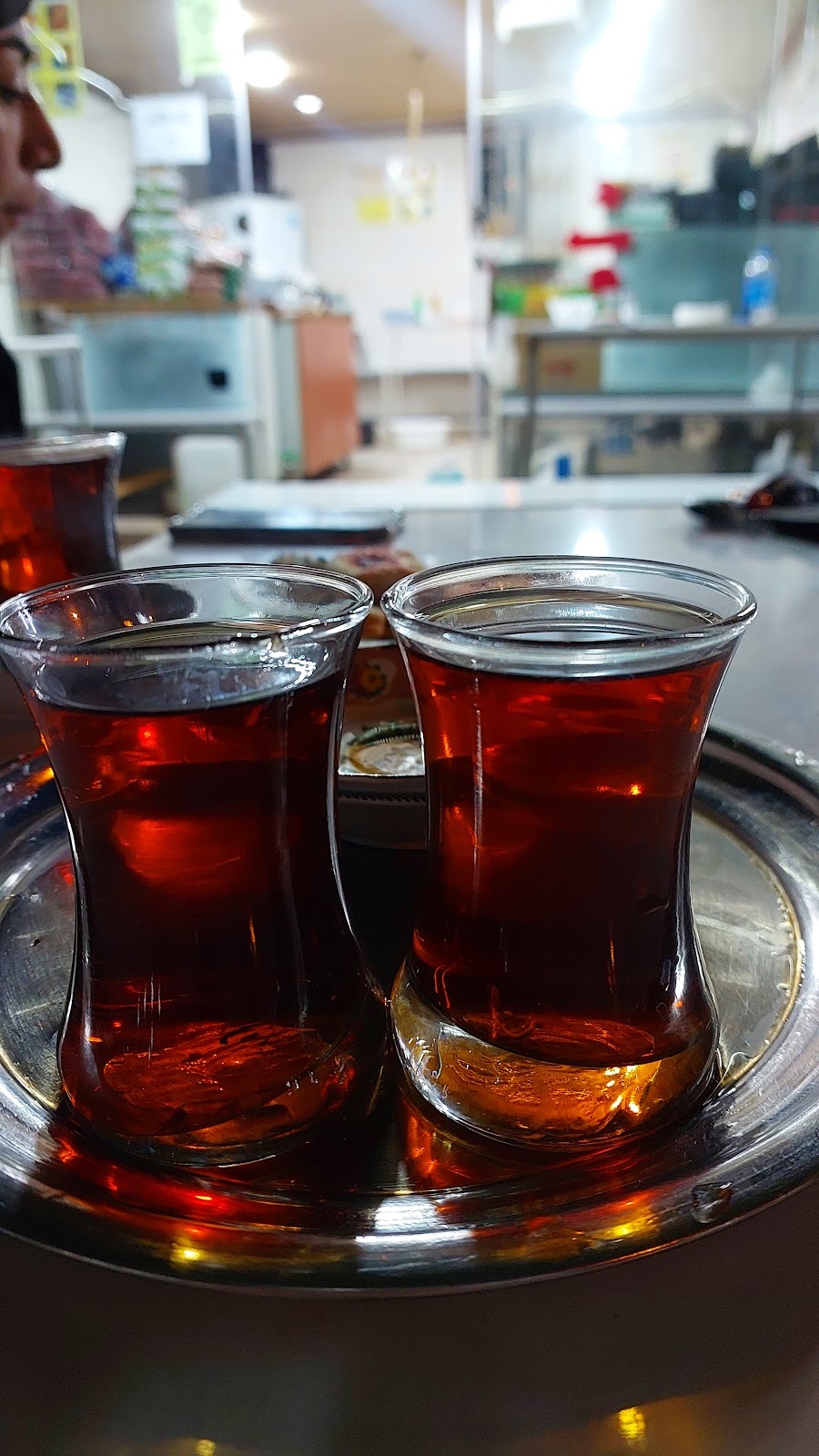 کافه عمو نعمت، تصویر ۵