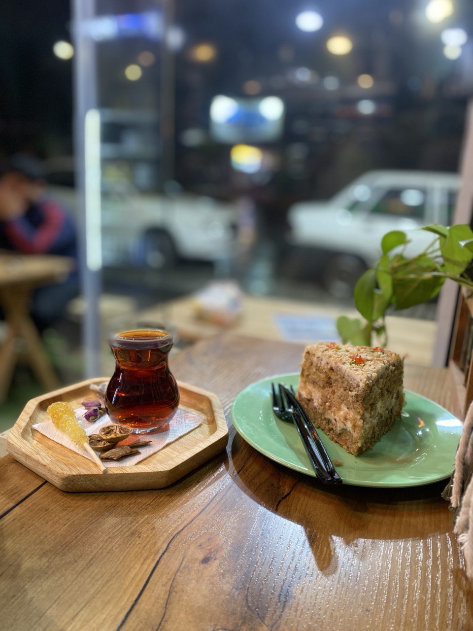 کافی شاد، تصویر ۵