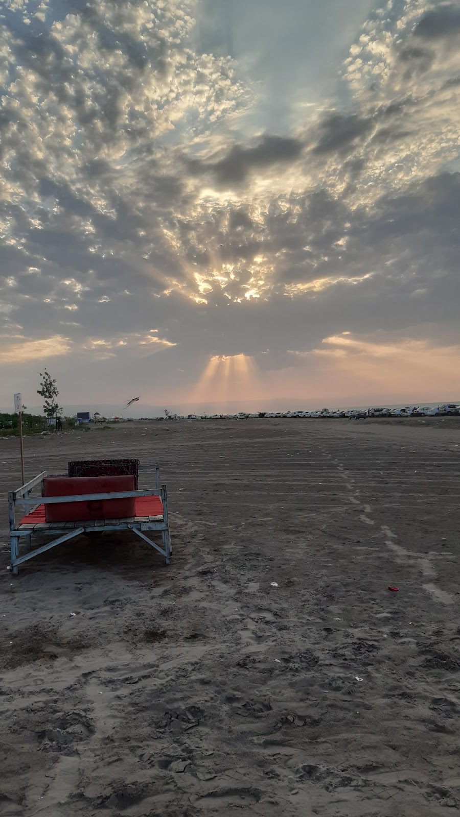 کافه ساحلی سامیار، تصویر ۴