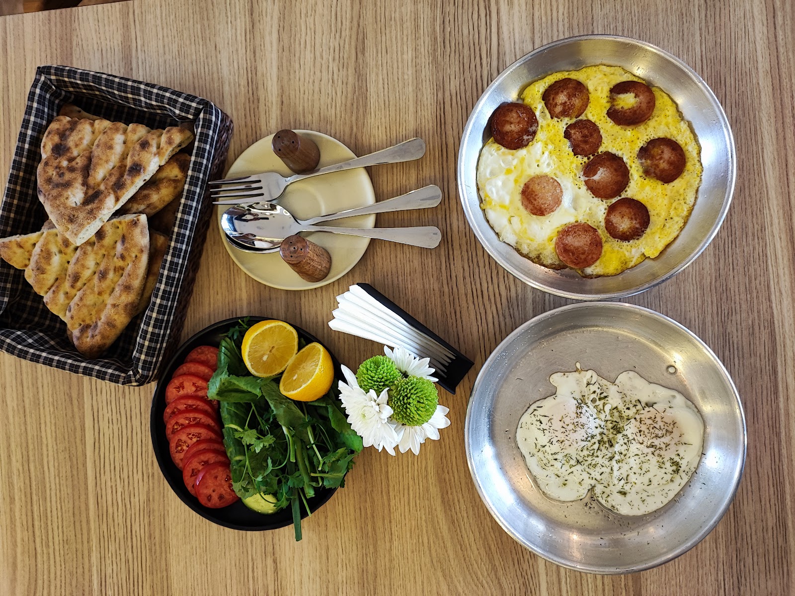 کافه رض، تصویر ۲