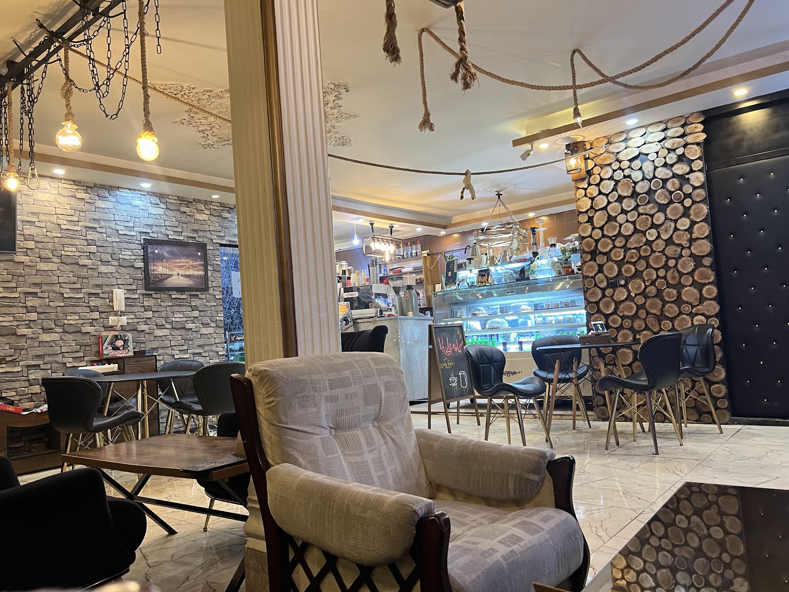 قهوه علی بابا، تصویر ۳