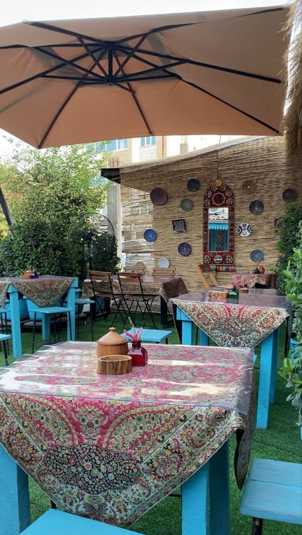 کافه پاتوق، تصویر ۲