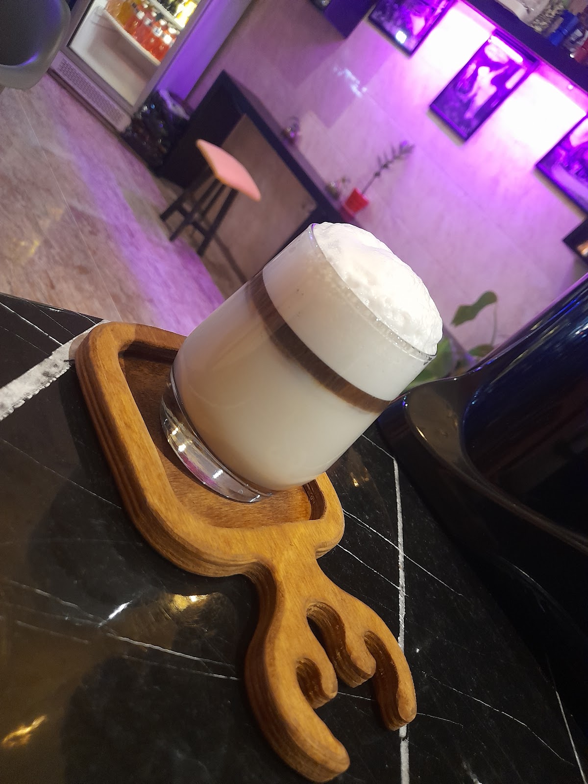 کافه اهورا رشت، تصویر ۶