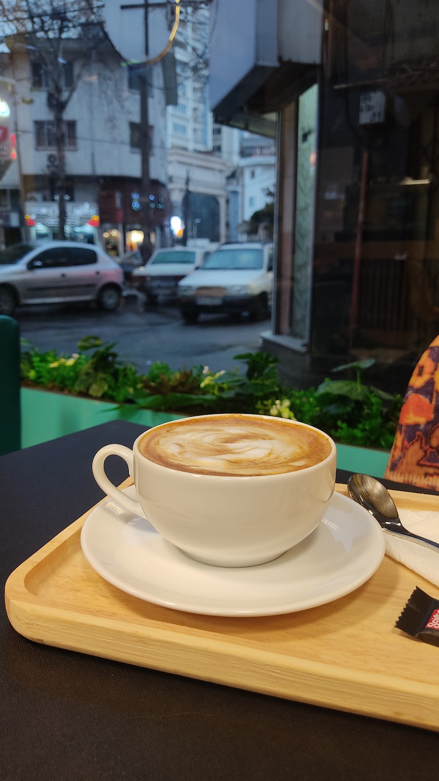 کافه بستنی CoolWay، تصویر ۴