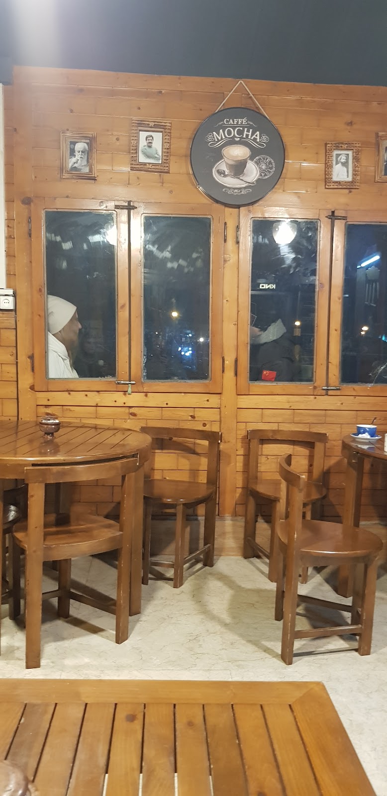 کافه کرپی، تصویر ۷