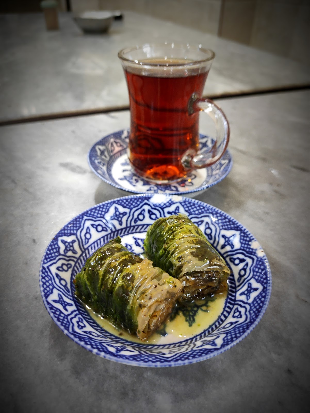 کافه چای باشی، تصویر ۲