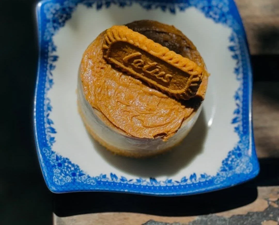 کافه چرخ، تصویر ۲