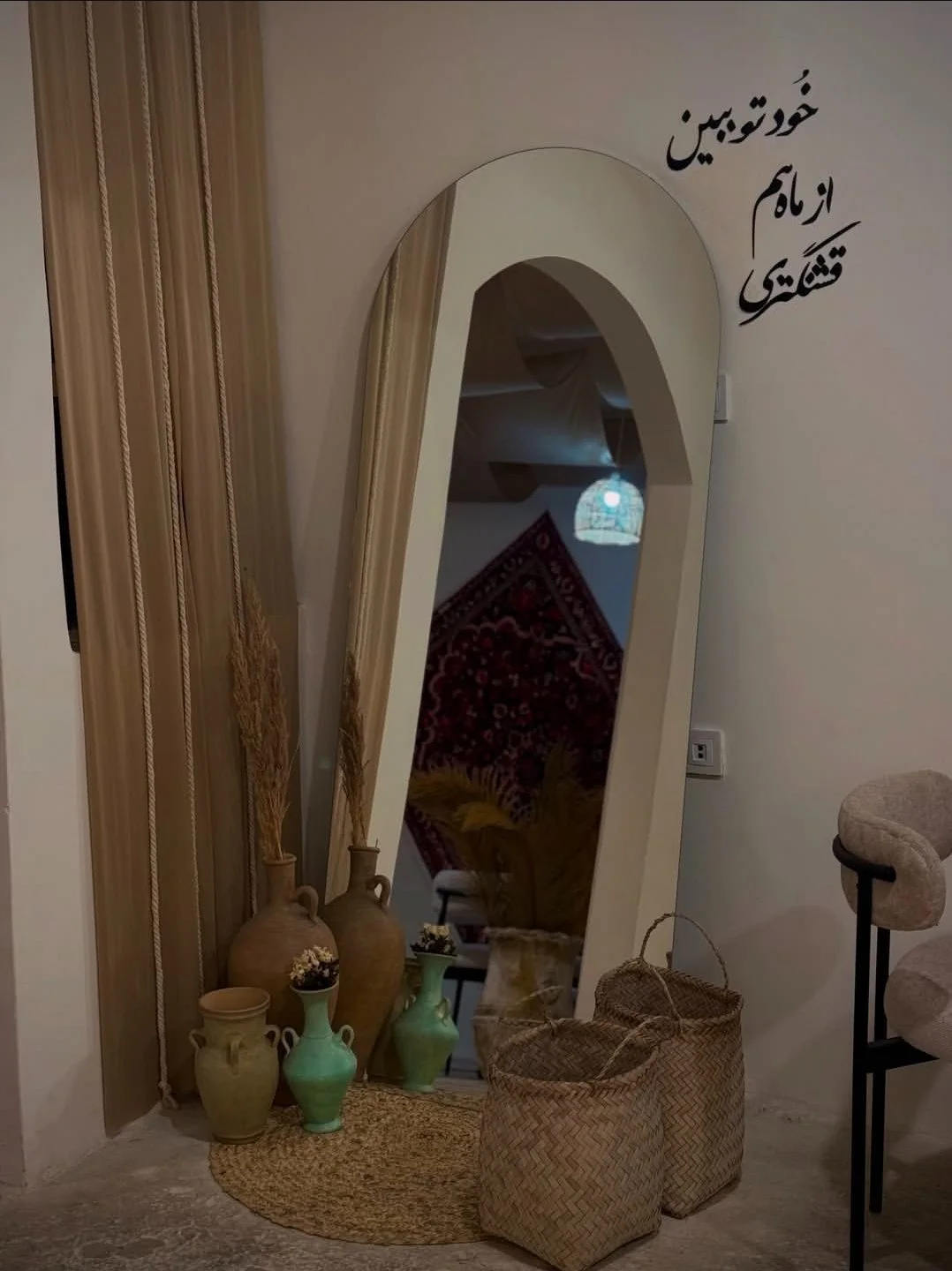 کافه نگین، تصویر ۶