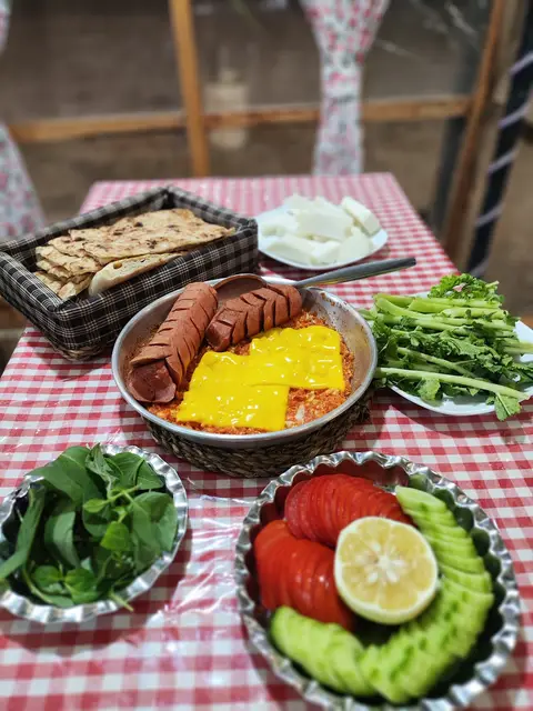 کافه می جان