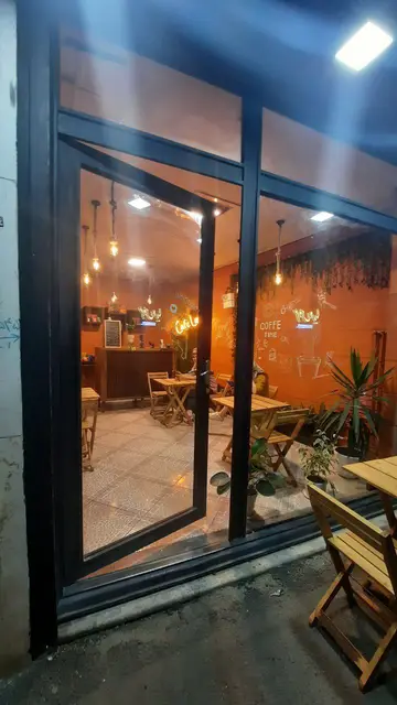 کافه لاوا